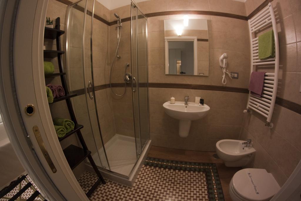 Palazzo 900 Bed and Breakfast Brindisi Værelse billede